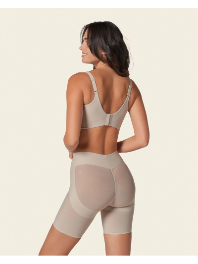 LEONISA PANTY SHORT MEDIA PIN UP