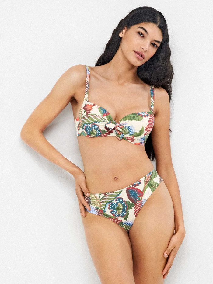 GISELA BIKINI ARO FOAN SELVA CAPACIDAD